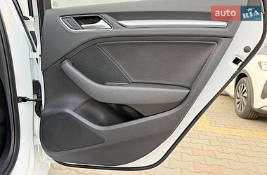 Седан Audi A3 2015 в Житомире