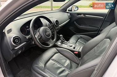 Седан Audi A3 2015 в Тернополе