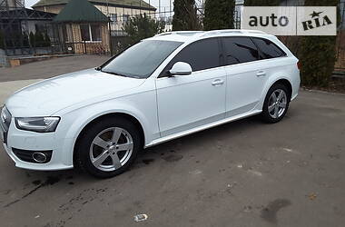 Универсал Audi A4 Allroad 2015 в Киеве