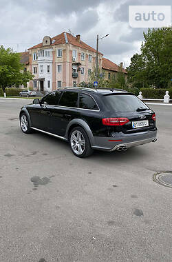 Универсал Audi A4 Allroad 2012 в Новой Каховке