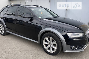 Универсал Audi A4 Allroad 2014 в Киеве