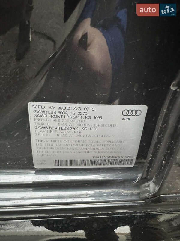 Универсал Audi A4 Allroad 2019 в Киеве