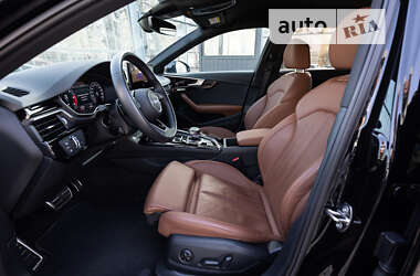 Универсал Audi A4 Allroad 2020 в Киеве