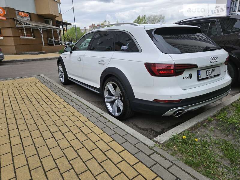 Универсал Audi A4 Allroad 2017 в Киеве