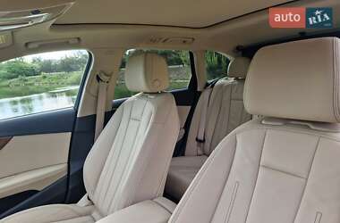 Универсал Audi A4 Allroad 2021 в 