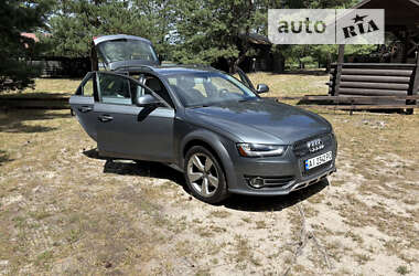 Універсал Audi A4 Allroad 2013 в Києві