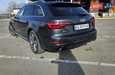 Универсал Audi A4 Allroad 2017 в 