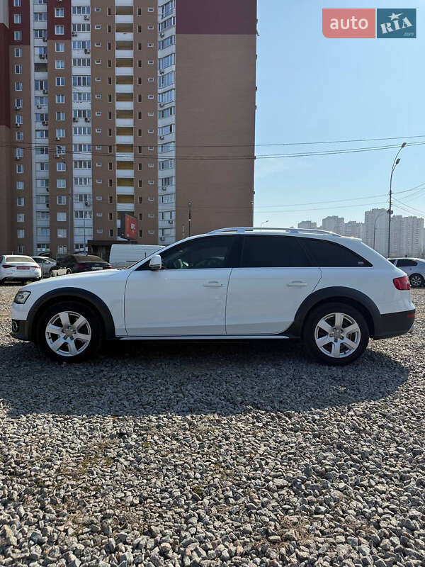 Универсал Audi A4 Allroad 2012 в Киеве