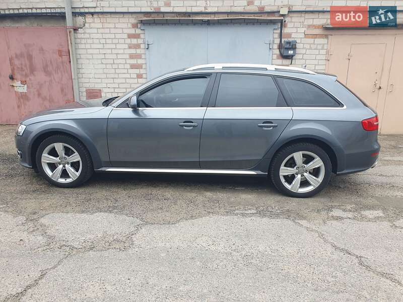 Универсал Audi A4 Allroad 2012 в Запорожье