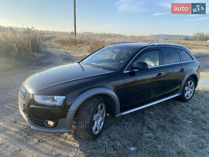 Универсал Audi A4 Allroad 2015 в 