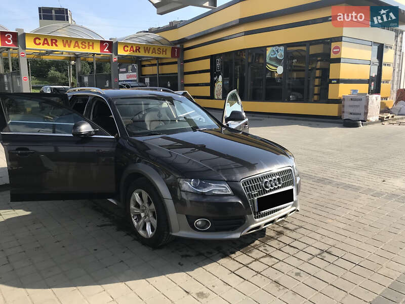 Audi A4 Allroad 2010