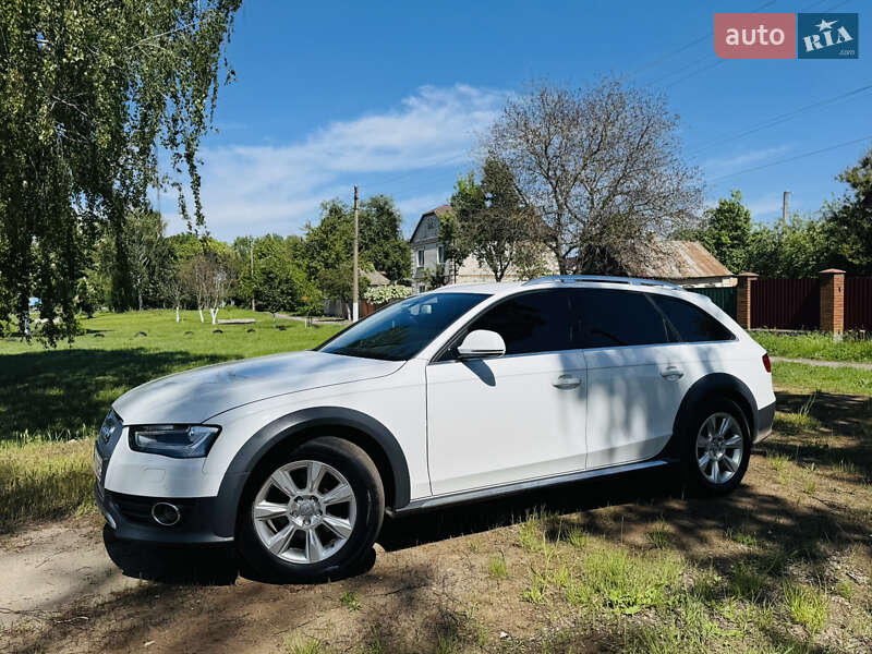 Универсал Audi A4 Allroad 2015 в 