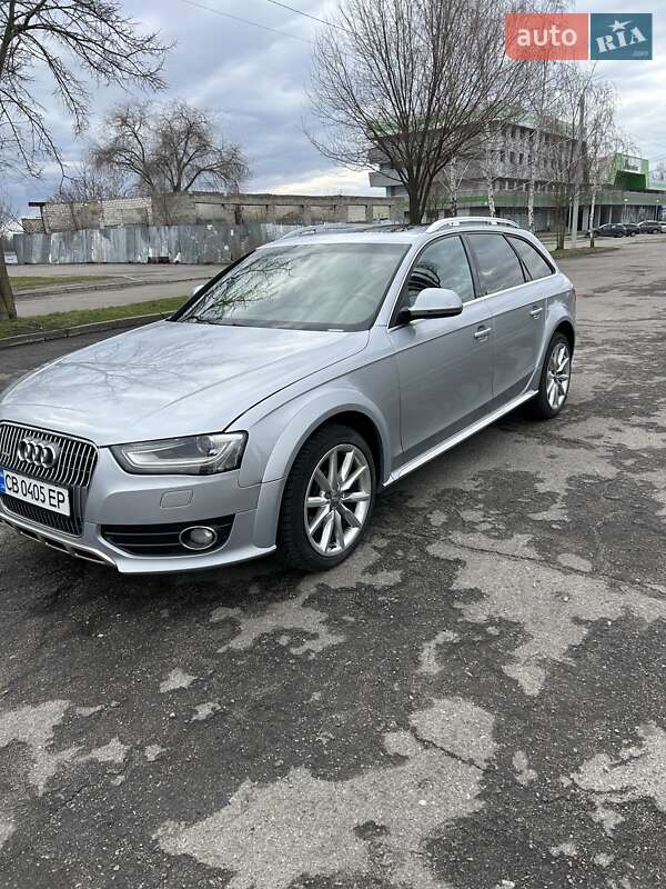 Универсал Audi A4 Allroad 2016 в 