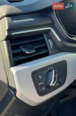 Универсал Audi A4 Allroad 2017 в 