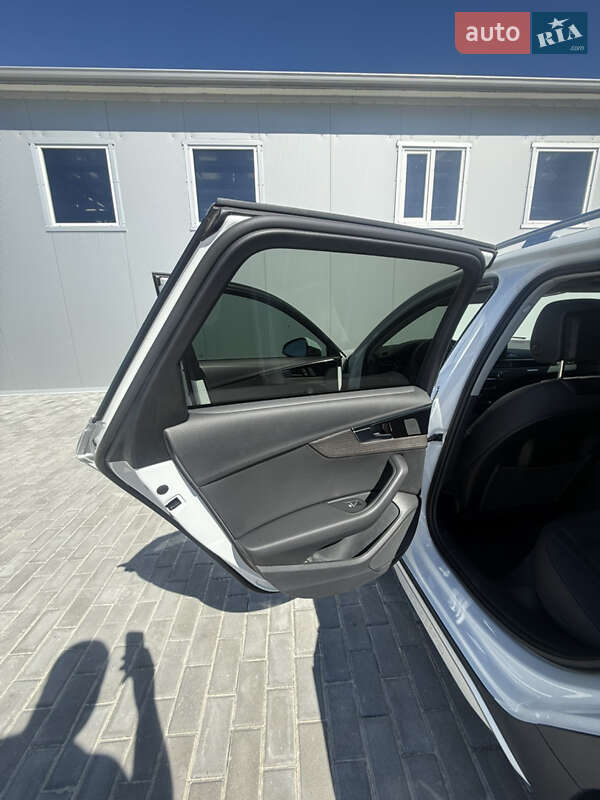 Универсал Audi A4 Allroad 2020 в Львове