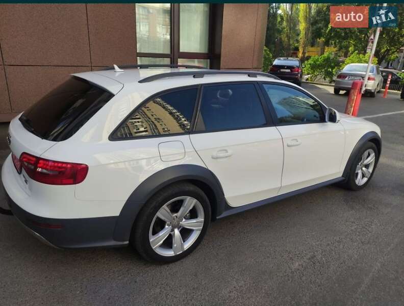 Универсал Audi A4 Allroad 2014 в Киеве