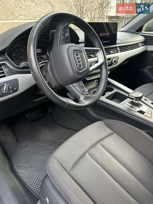 Універсал Audi A4 Allroad 2020 в Ужгороді