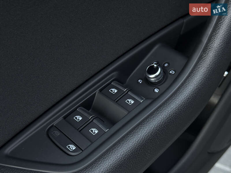 Универсал Audi A4 Allroad 2019 в Полтаве
