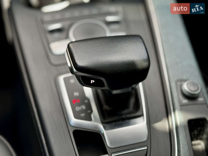 Универсал Audi A4 Allroad 2017 в Киеве