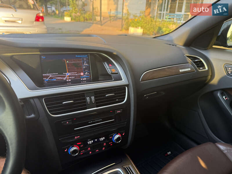 Универсал Audi A4 Allroad 2014 в Киеве