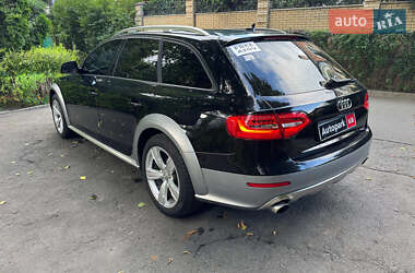 Универсал Audi A4 Allroad 2015 в 