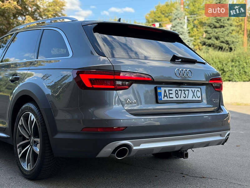 Универсал Audi A4 Allroad 2017 в Днепре