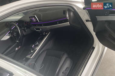 Универсал Audi A4 Allroad 2017 в 