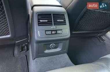 Универсал Audi A4 Allroad 2017 в 