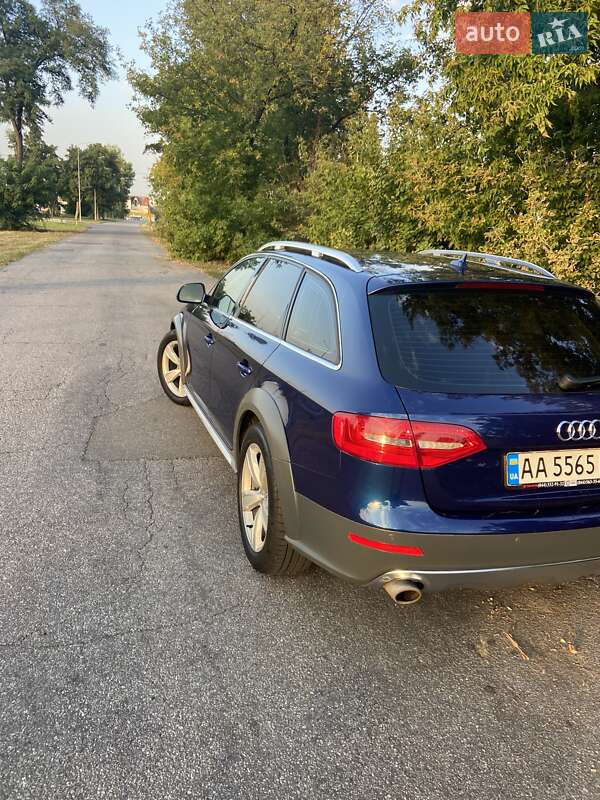 Универсал Audi A4 Allroad 2013 в Киеве
