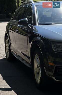 Универсал Audi A4 Allroad 2017 в 