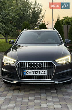 Универсал Audi A4 Allroad 2017 в 