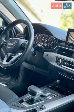 Универсал Audi A4 Allroad 2016 в 