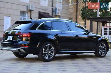 Универсал Audi A4 Allroad 2017 в 