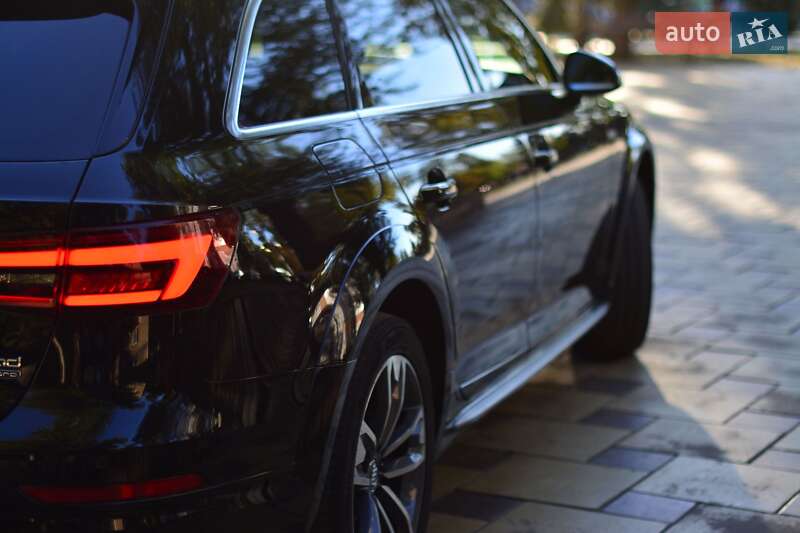 Универсал Audi A4 Allroad 2017 в Кривом Роге