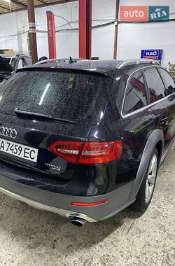Универсал Audi A4 Allroad 2012 в 