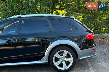 Универсал Audi A4 Allroad 2015 в 