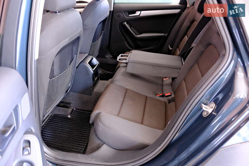 Універсал Audi A4 Allroad 2011 в Одесі