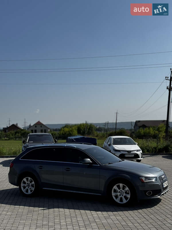 Універсал Audi A4 Allroad 2012 в Івано-Франківську