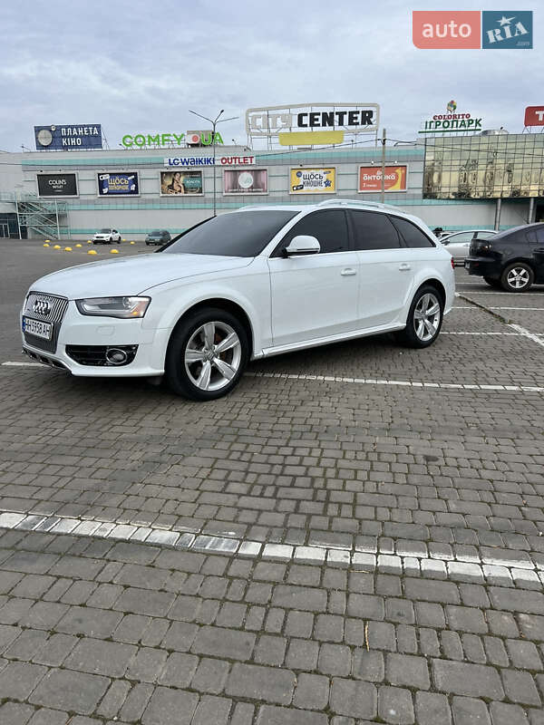 Audi A4 Allroad 2015