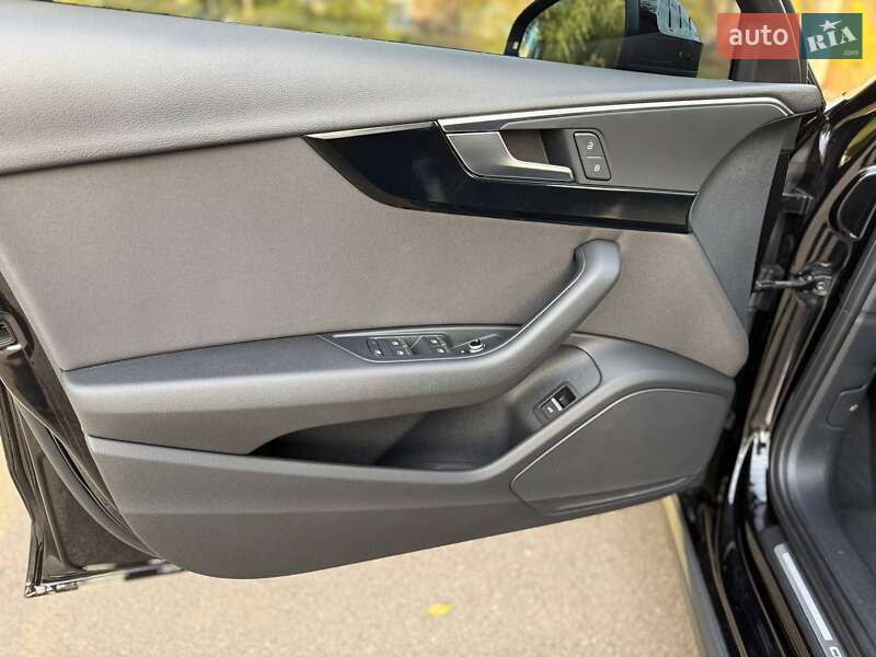Универсал Audi A4 Allroad 2019 в Полтаве