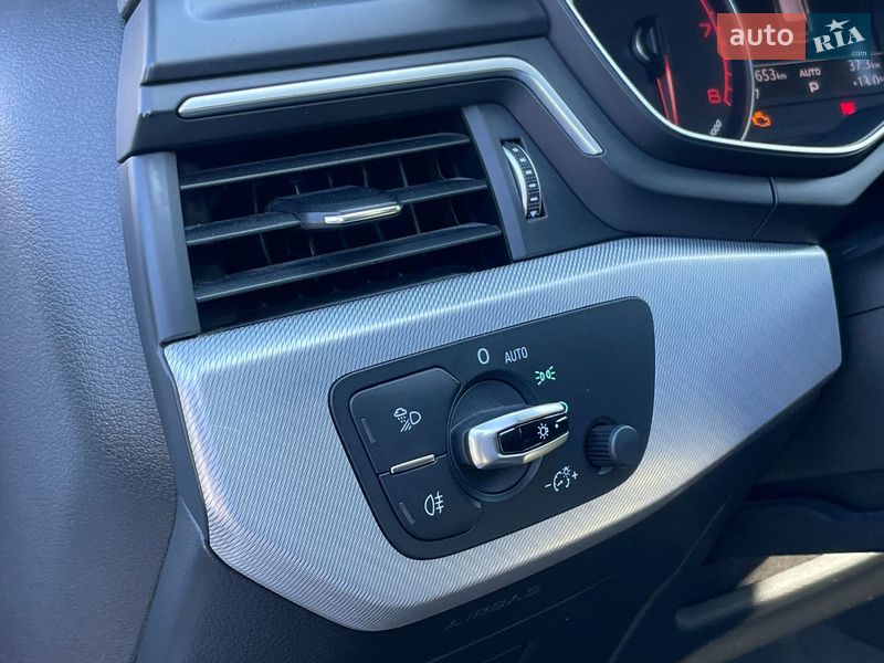 Универсал Audi A4 Allroad 2017 в Киеве