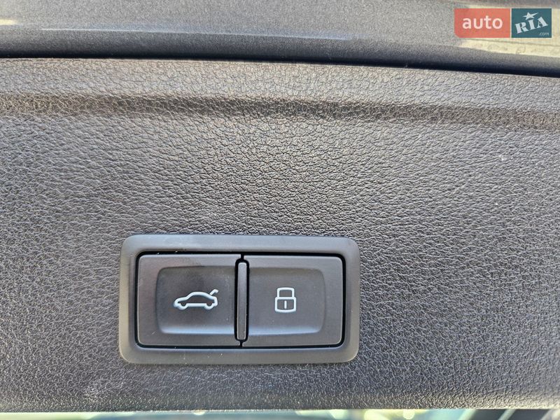 Универсал Audi A4 Allroad 2018 в Киеве