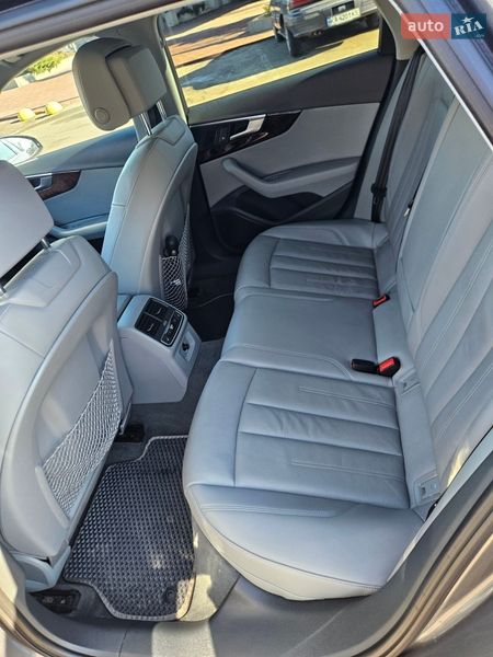 Универсал Audi A4 Allroad 2018 в Киеве