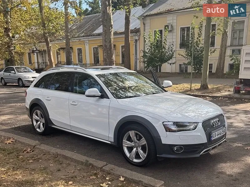 Audi A4 Allroad 2015