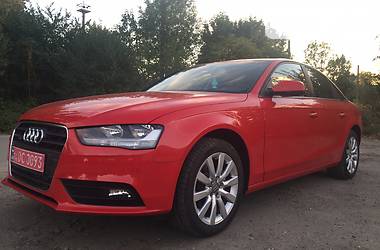 Седан Audi A4 2013 в Львове