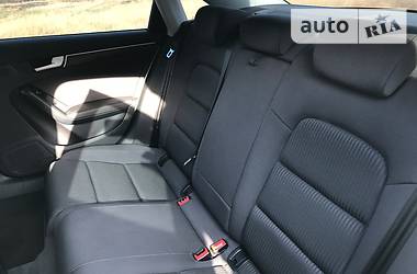 Седан Audi A4 2014 в 