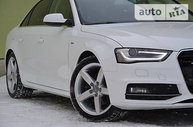 Седан Audi A4 2015 в Львове