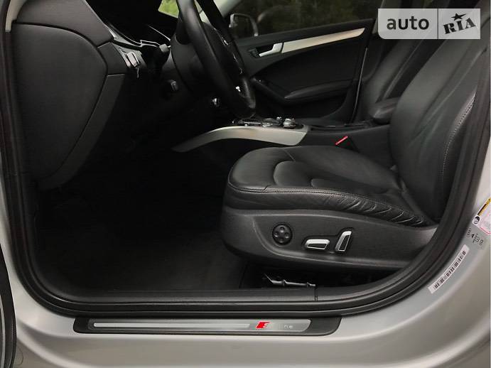Audi A4 2013 року