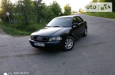 Седан Audi A4 1996 в Дрогобыче