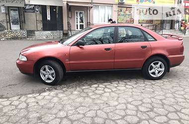 Седан Audi A4 1995 в Дубно